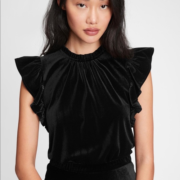 Gap velvet sleeveless ruffle top in black - Picture 1 of 5